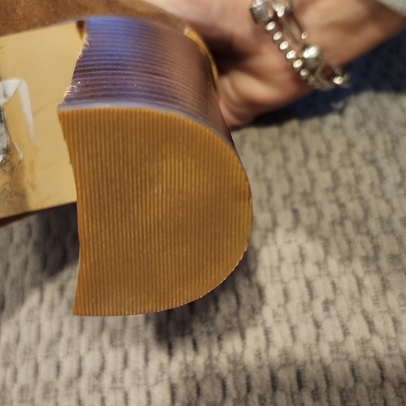 Michael kors suede/leather high boots, size 8 & 1/2. - Picture 9 of 16